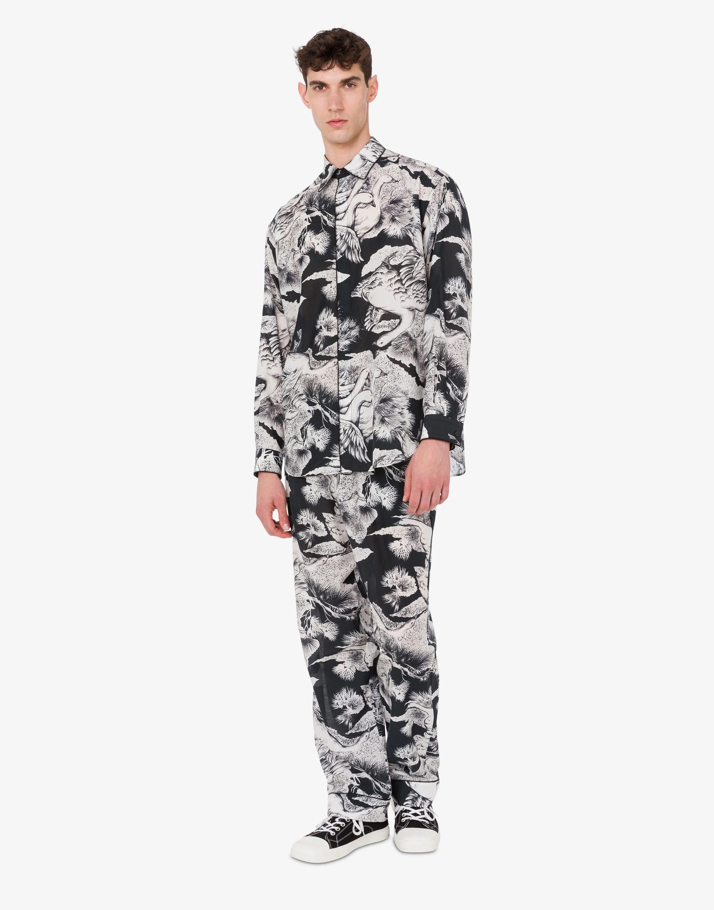Lightweight cotton poplin pants with goose print