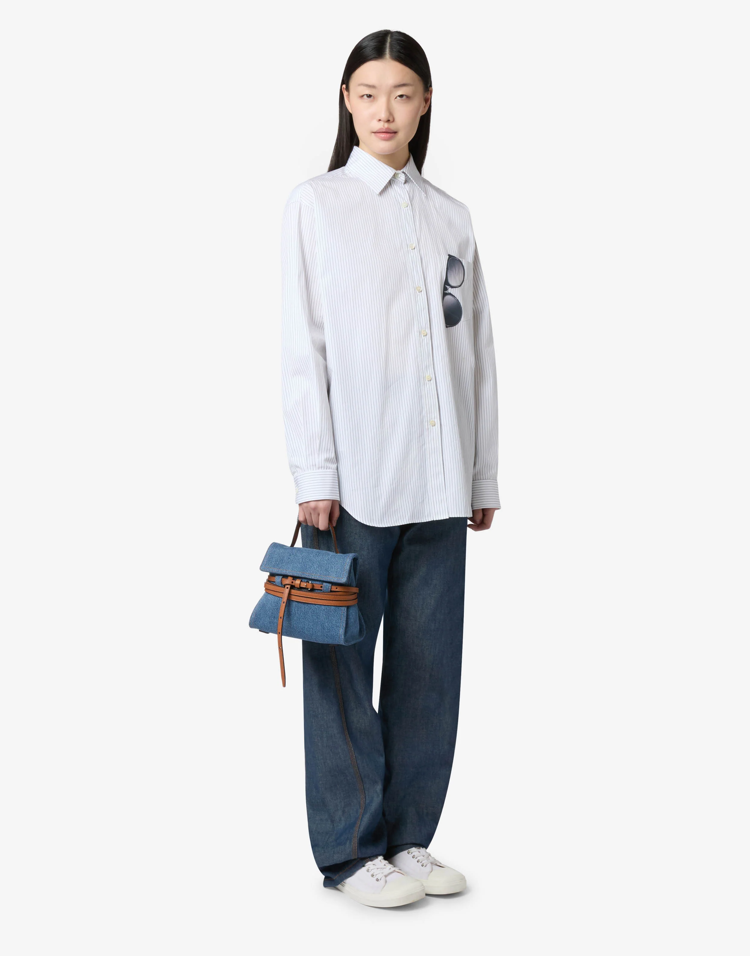 Moschino Tie Me Clutch - Image 5